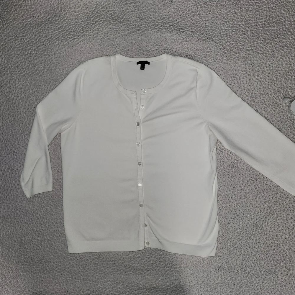 Talbolts Soft Cuddly , Cute White Cardigan - Picture 13 of 15